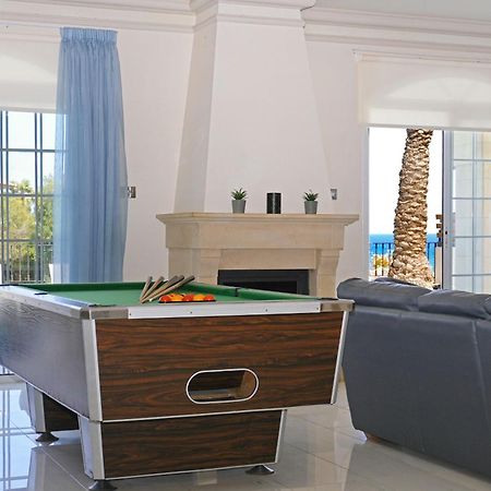 Villa Oceania - Beachfront Παραλίμνι Εξωτερικό φωτογραφία