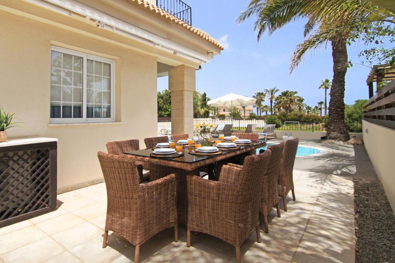 Villa Oceania - Beachfront Παραλίμνι Εξωτερικό φωτογραφία