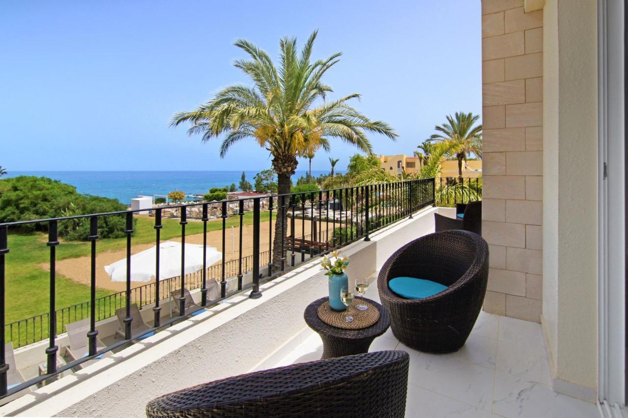 Villa Oceania - Beachfront Παραλίμνι Εξωτερικό φωτογραφία