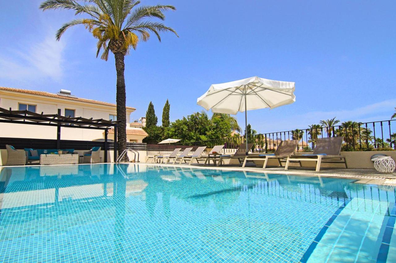 Villa Oceania - Beachfront Παραλίμνι Εξωτερικό φωτογραφία